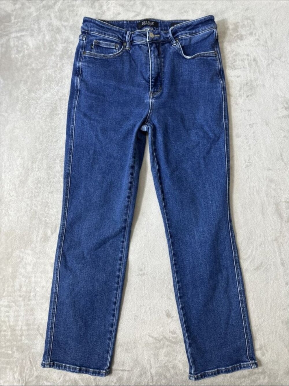 Judy Blue straight leg jeans women’s 15/32 stretch medium wash denim pants